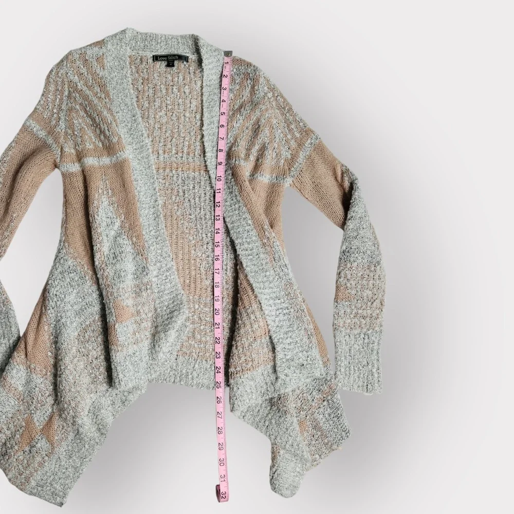 Love Stitch, Cardigan, Size Medium